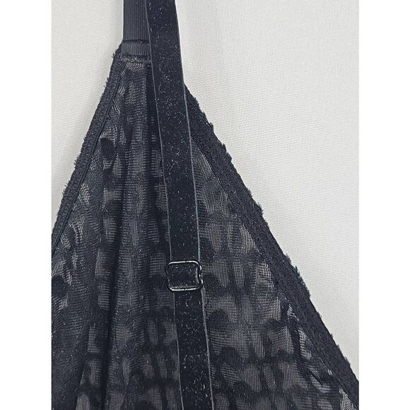 Skims Triangle logo bra Nwt - Picture 7 of 8